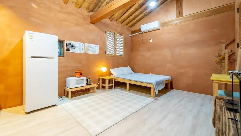 Jeju Bijasupgil15 Pension