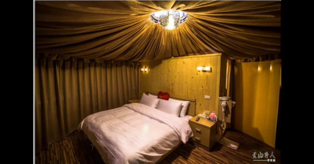 yurt in mountains