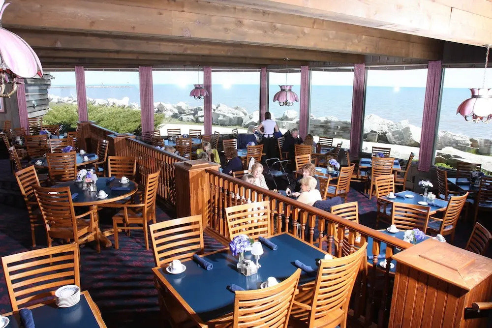 Lighthouse Inn