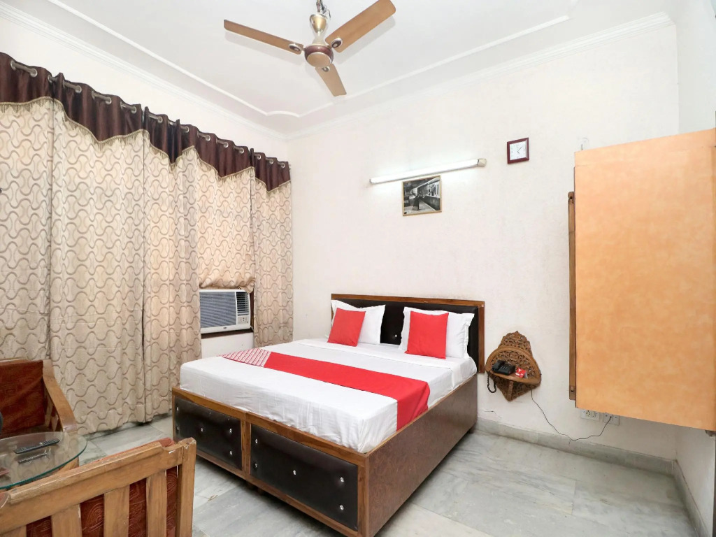 OYO 12898 Hotel Victoria Regency
