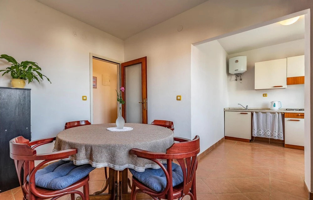 Amazing Home in Medulin With 7 Bedrooms and Wifi