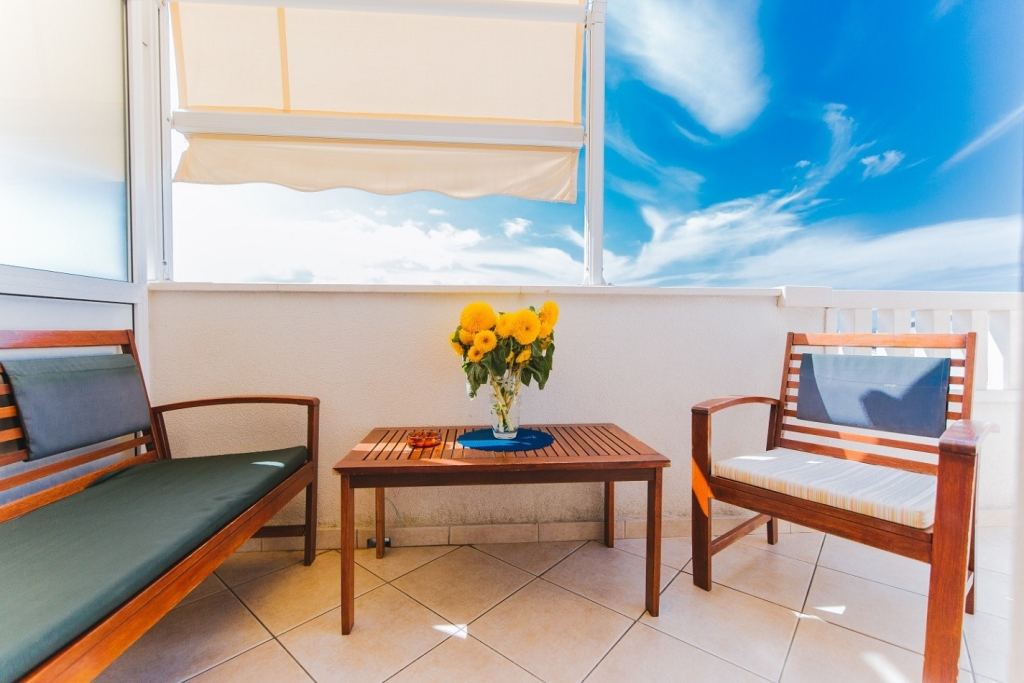 Apartment Mari - sea view apartments: A4 Red Nemira, Riviera Omis