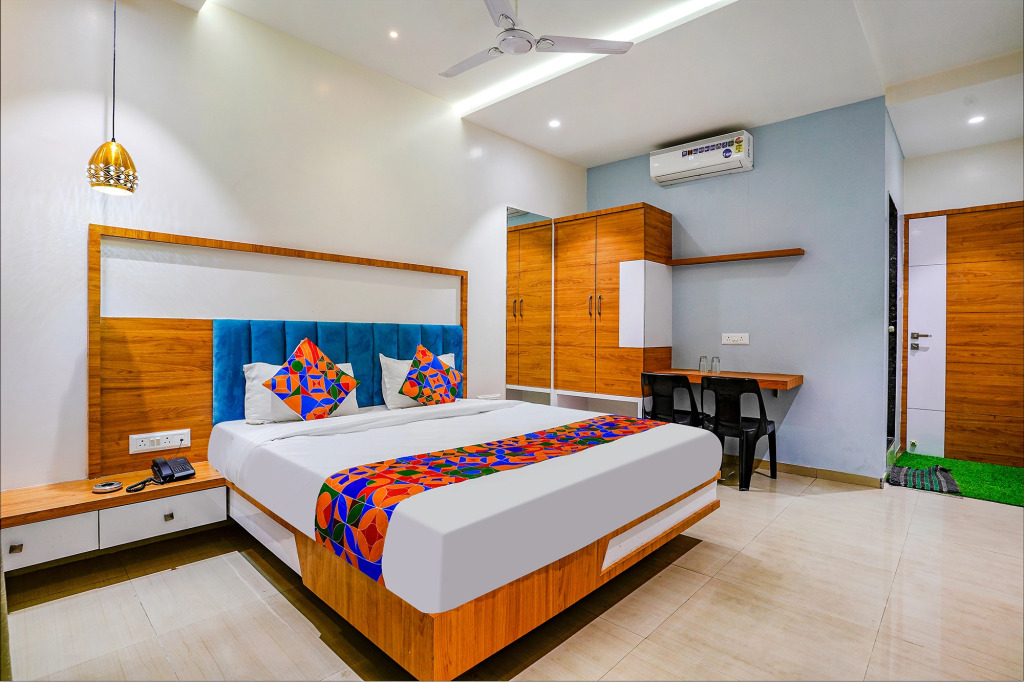 Fabhotel Kesar Inn
