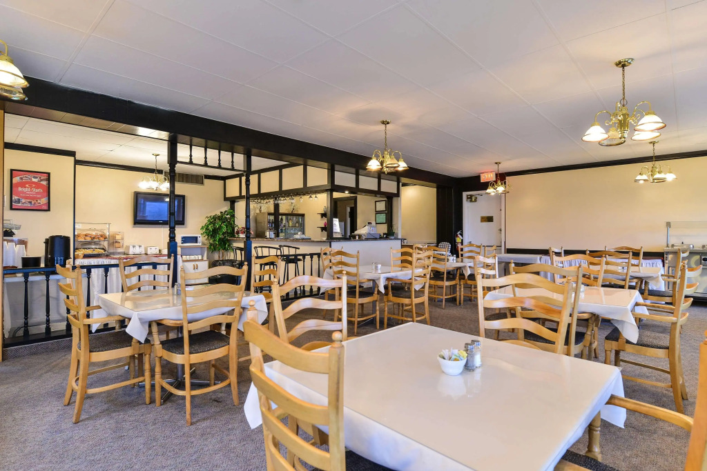 Canadas Best Value Inn and Suites Woodstock