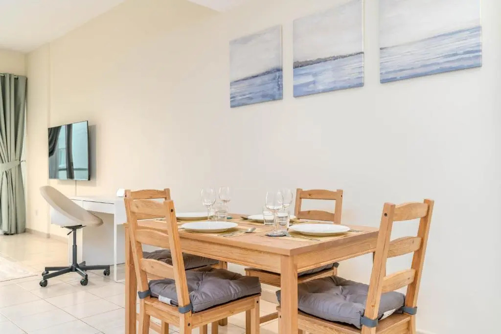 Lux BnB 1BD Greens & Views