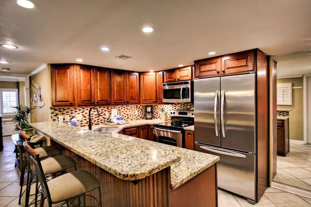 Gulf Shore Condo #113 - 2 Br condo by RedAwning