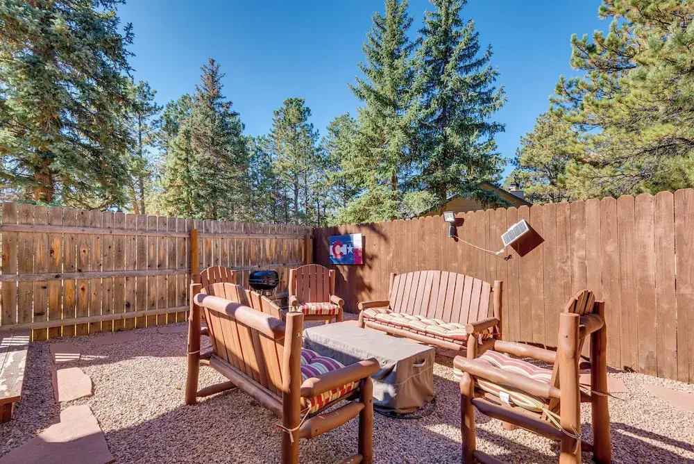 327936 Hot Tub + Mtn Views: Woodland Park Gem