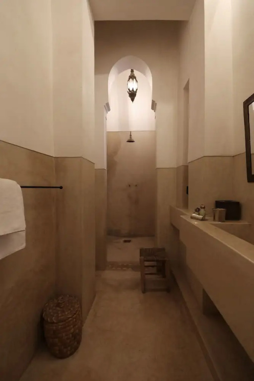 Azzouna13