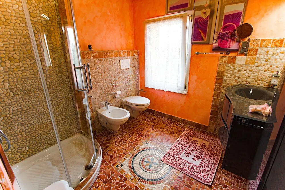 Eden Lilli - B & B Cartoceto
