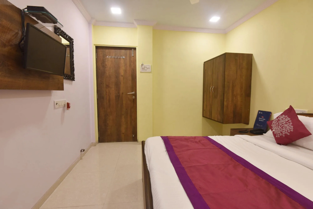 OYO 8685 Hotel Stayland