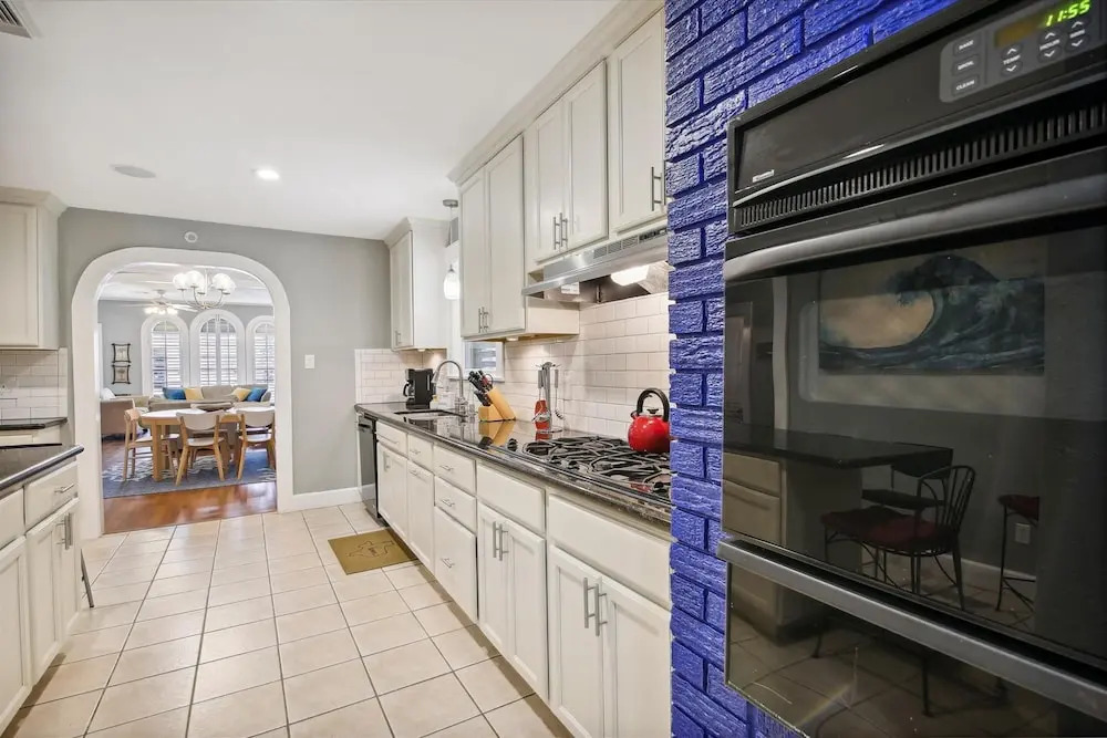 Endless Summer 3 Br home by RedAwning