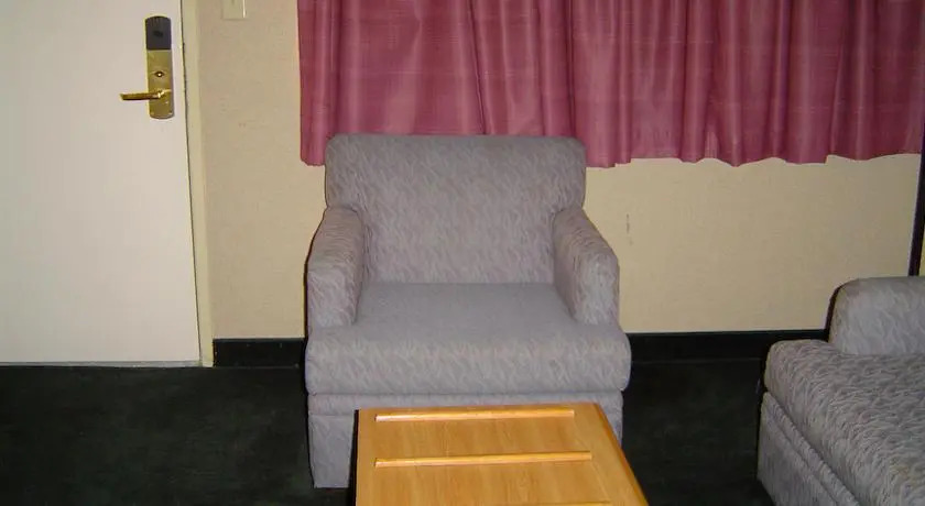Economy Inn Plymouth
