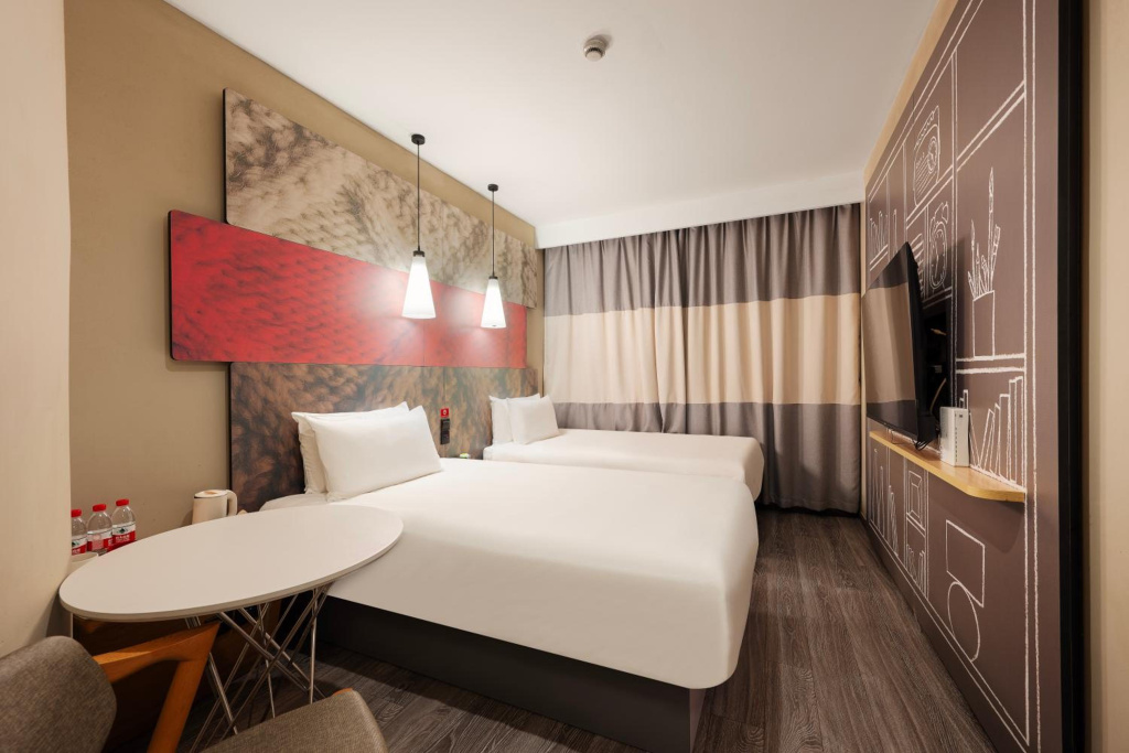 ibis Shanghai Lianyang