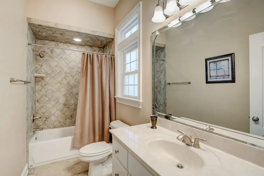 New Listing! Oceanfront Oasis W/ Sparkling Pool 5 Bedroom Townhouse