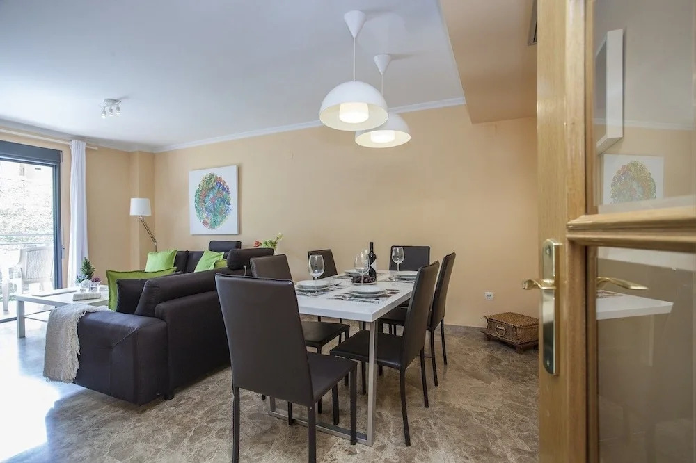 SingularStays Candela III