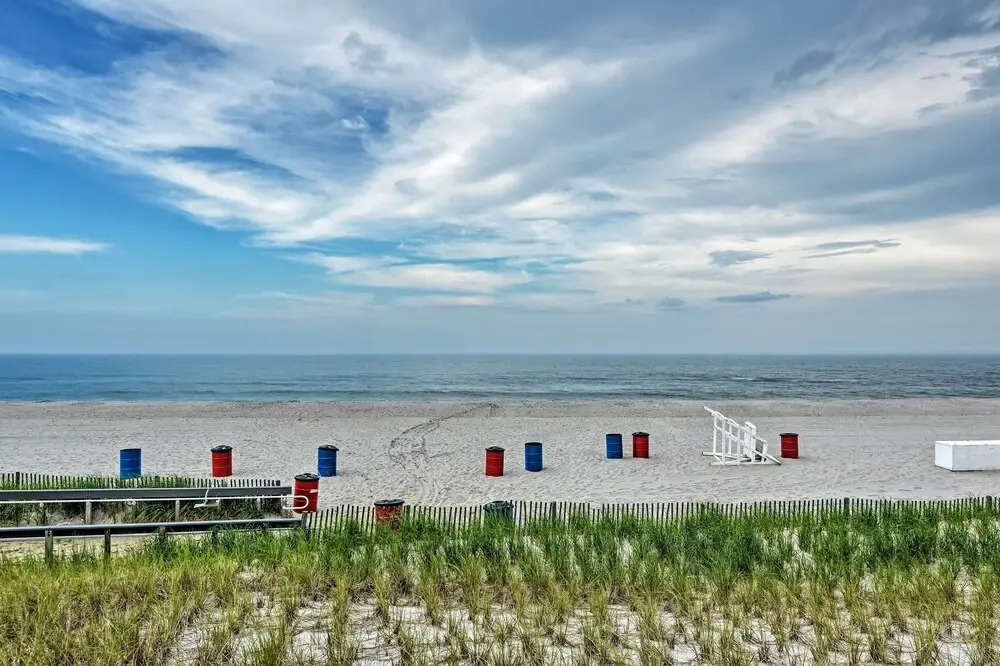 Inviting Seaside Heights Apt < 1 Mi to Beach!