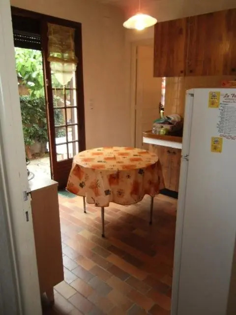 VUE MER Maison individuelle 30 m de la plage 4 chambres 10 couchages jardin parking LXRM26