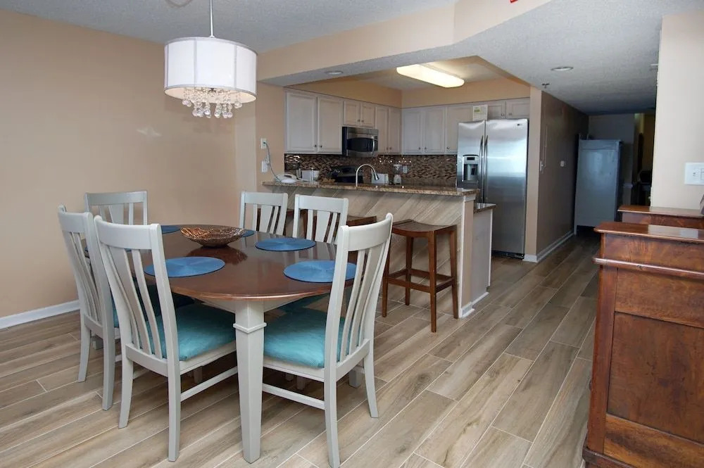 Crescent Shores 1809 (South Tower) by RedAwning