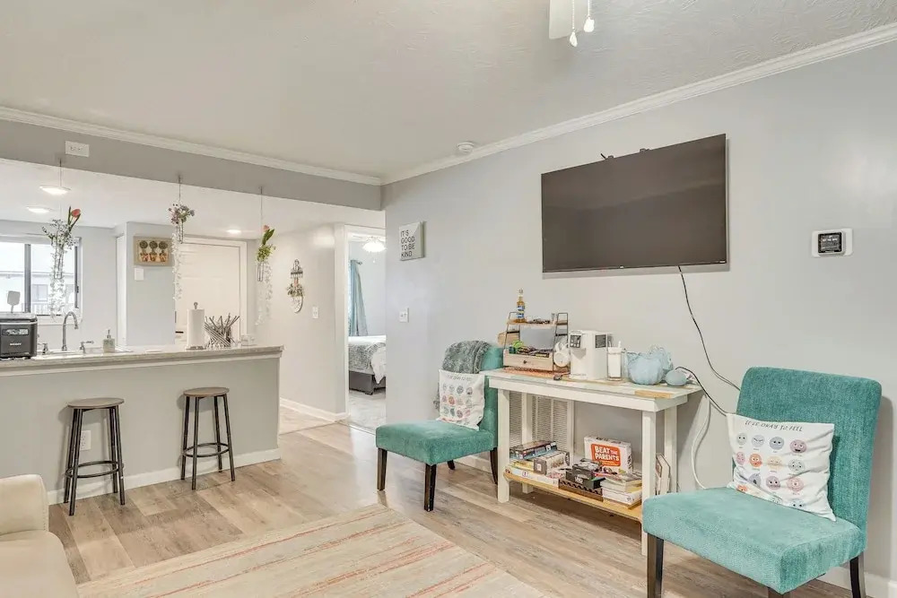 7 Mi to Downtown Fun! Spacious Augusta Condo