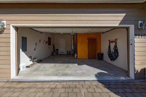 West Sail-River/Mt Vw-5BR/2.5B