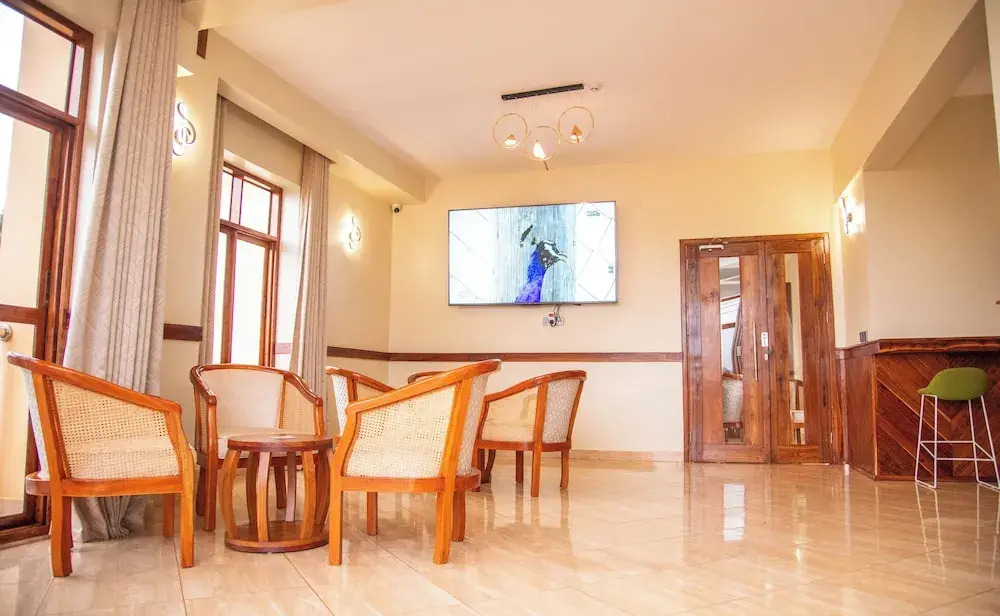 Skylark Hotel