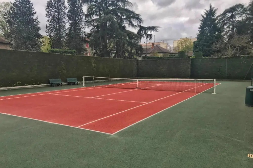 L'HAUTERIVE - Magnifique T3 piscine tennis Caluire