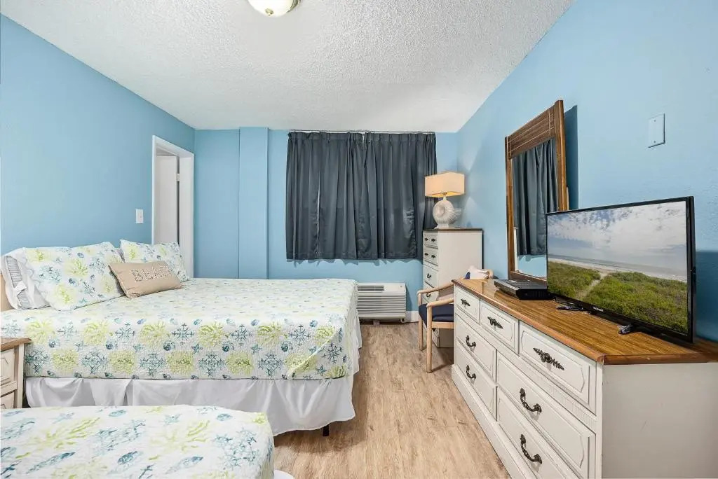 Ocean Jewel 219, 1 Bedroom, Ocean View, 2nd Floor, Pool, Sleeps 6
