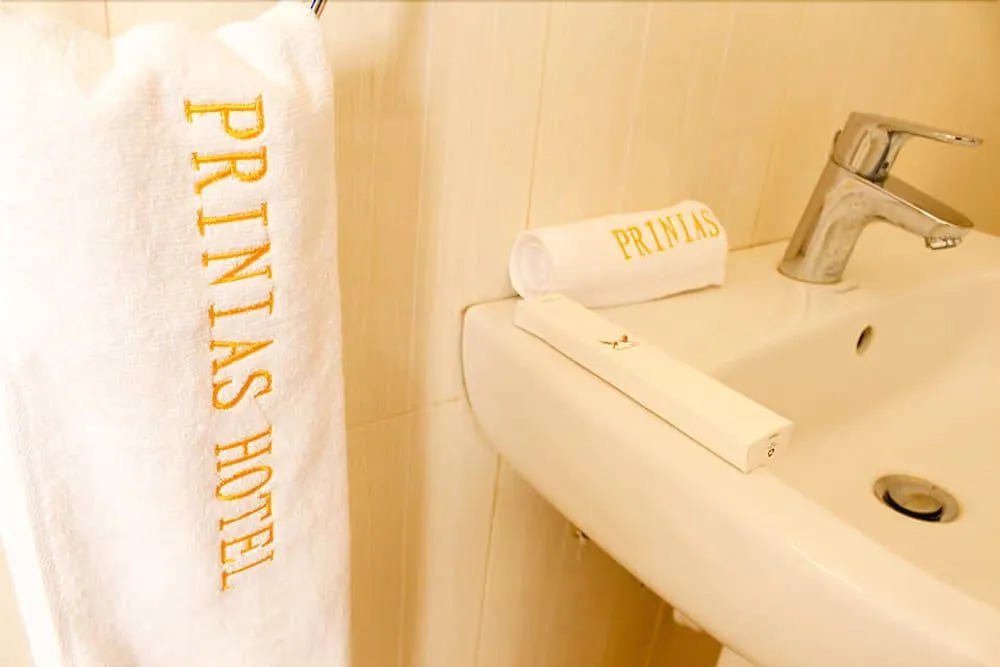 Prinias Hotel