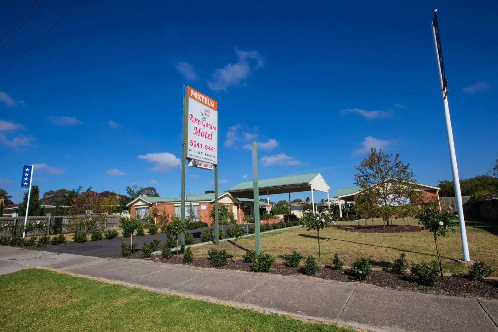 Rose Garden Motel