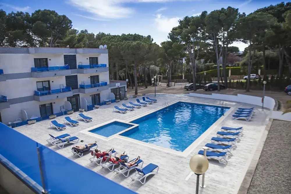 RV Hotels Apartamentos Treumal Park