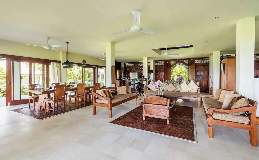 Oceanfront Citakara Sari Villas