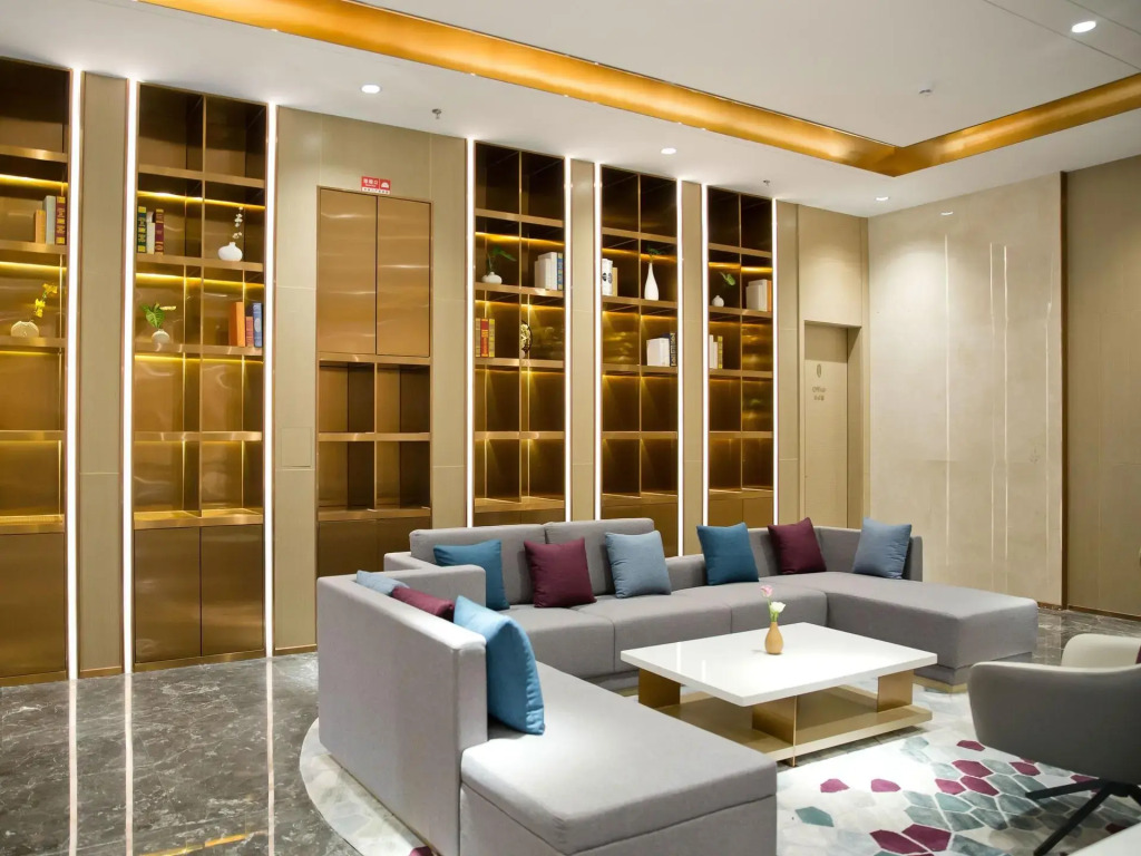 Lavande Hotel (Shenzhen Dongmen Shuibei Cuizhu Metro Station Branch)