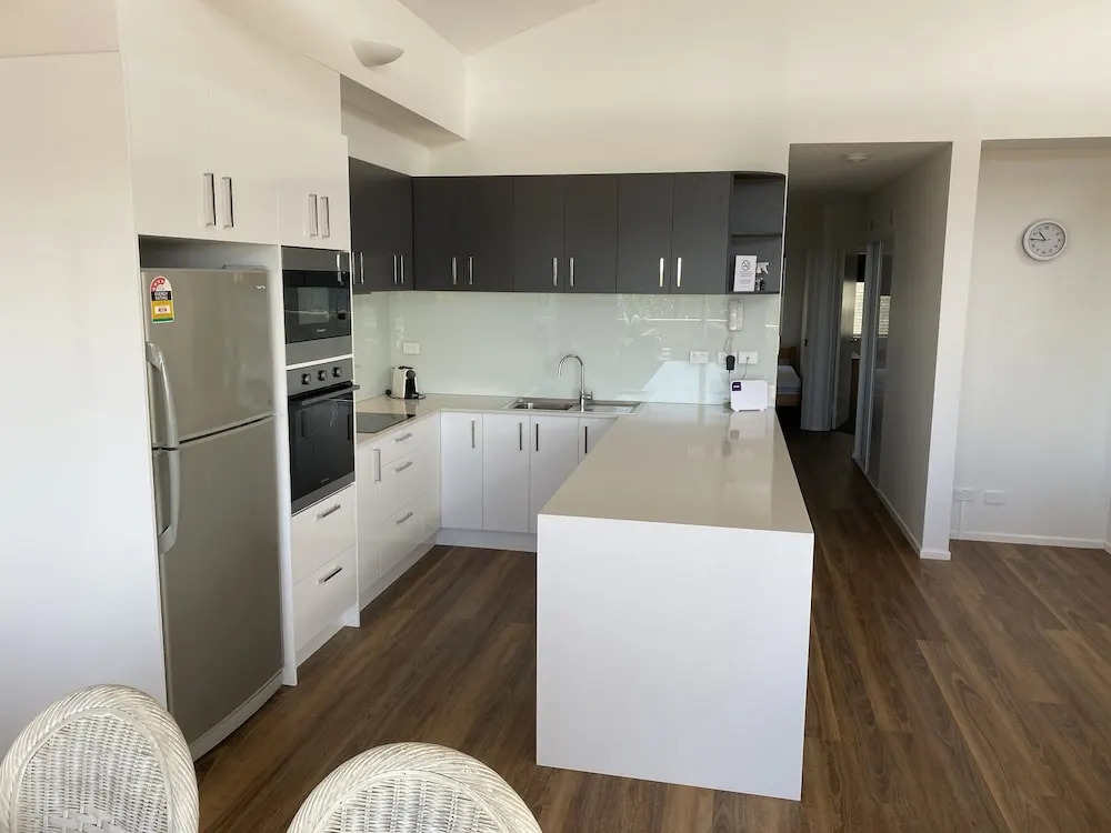 Aqua Promenade Beachfront Holiday Apartments