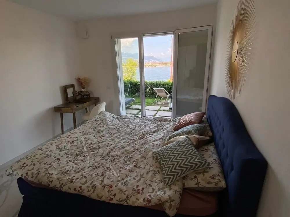 Amadeus Apartment With Lake View in Baveno