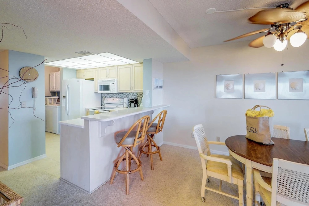 Sea Oats Condos