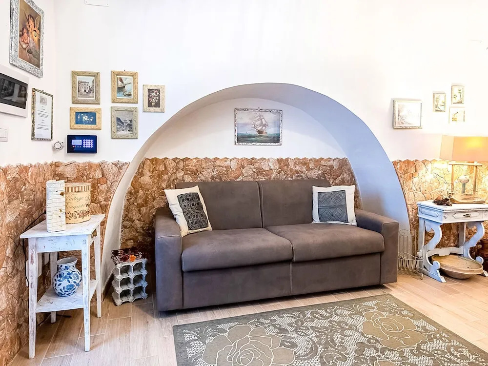 Plush Holiday Home in Galatone near Porta San Sebastiano