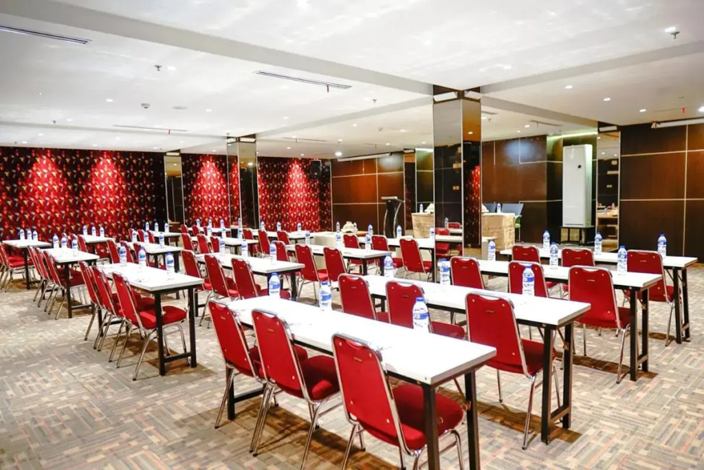 Empress Hotel Makassar