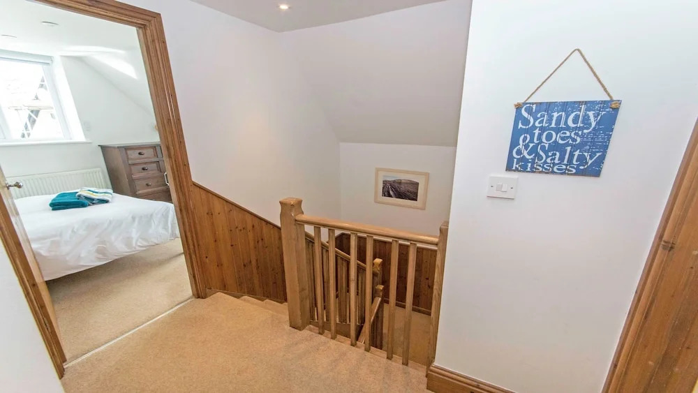 Stables - BEST Sea views in Croyde Sleeps 8