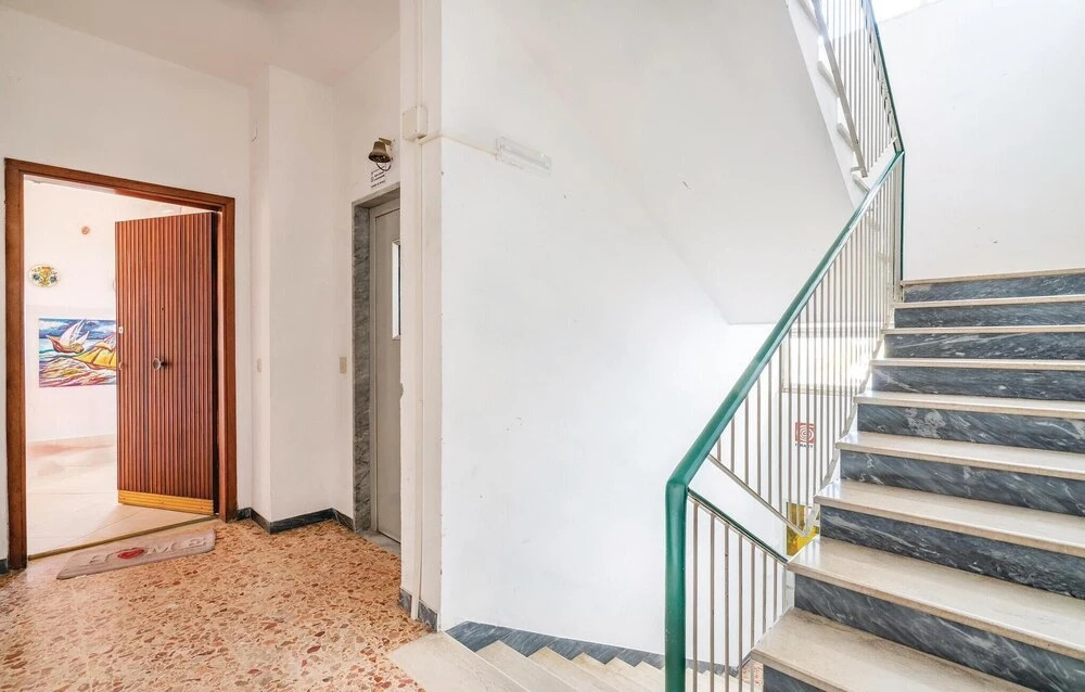 Nice Apartment in Follonica With 3 Bedrooms and Wifi