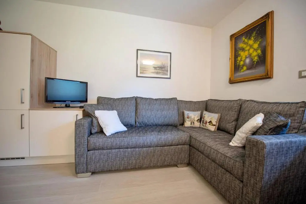 Apartments Cesa Bruma