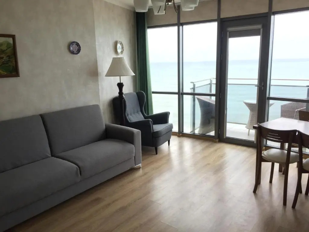 Sea Towers 2309