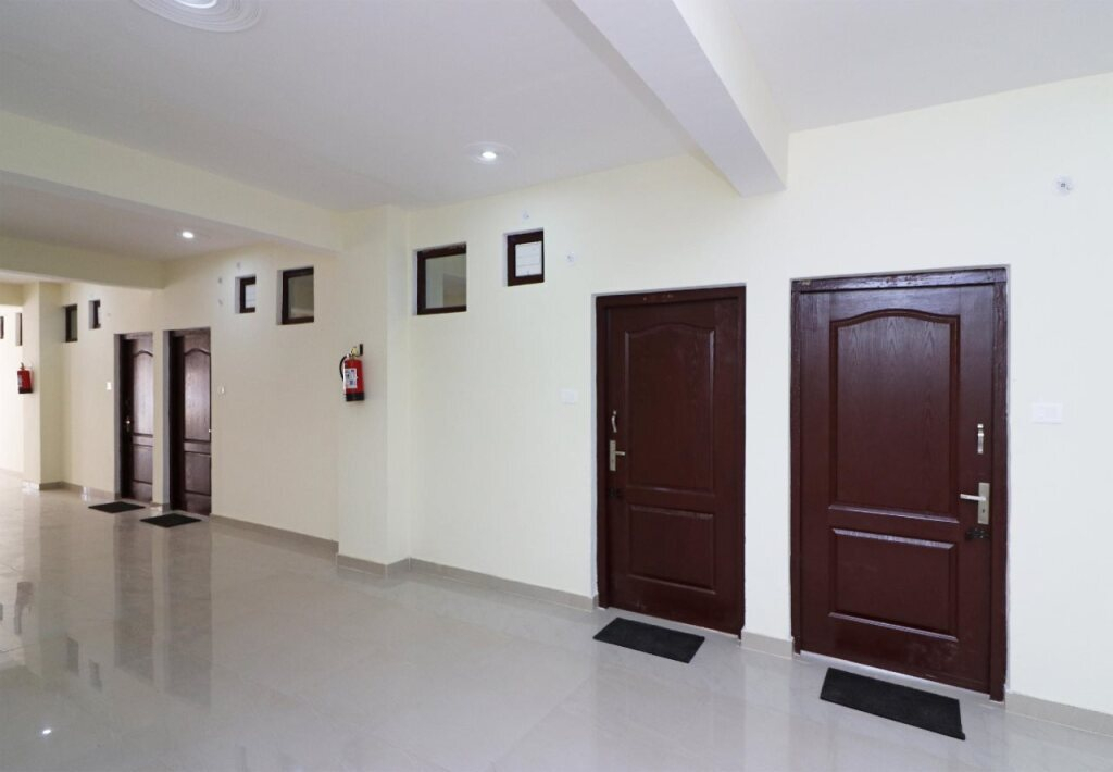 OYO 27764 Hotel Wild Stone