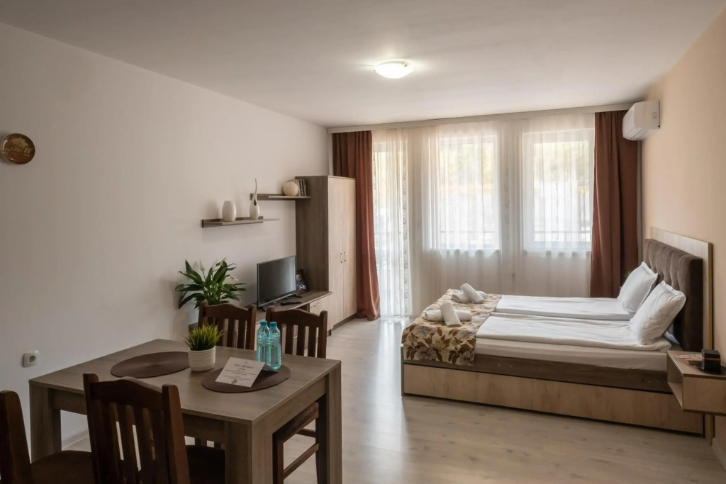 Luxor Apartment