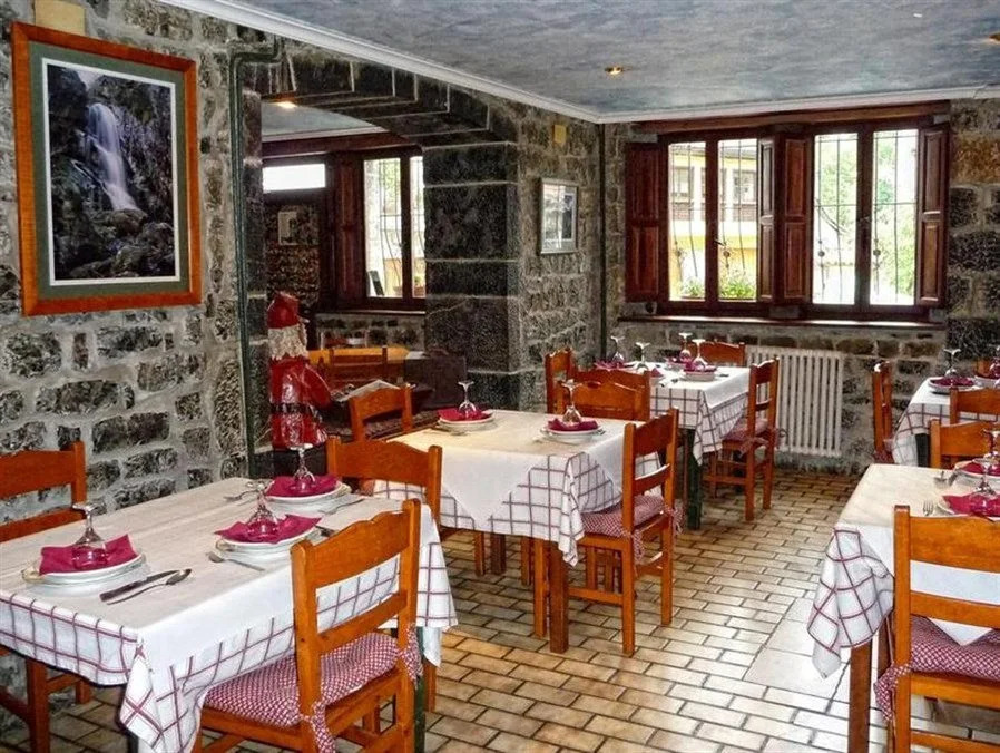 Hostal Peña Santa