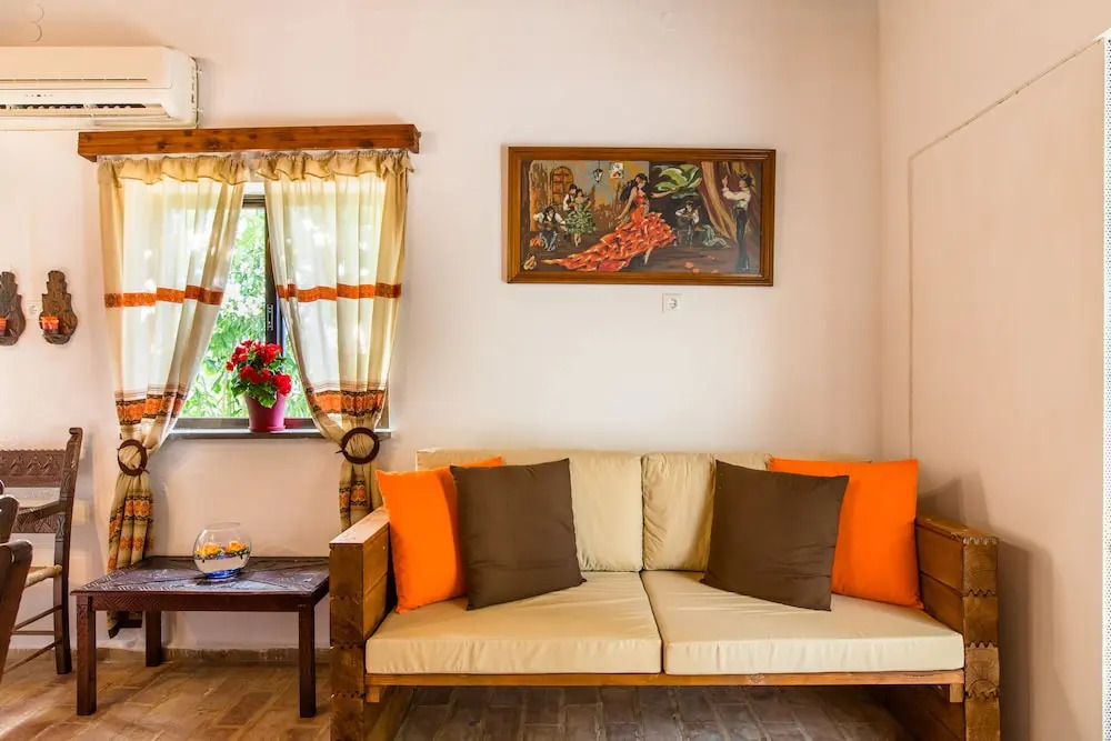 Aadonis traditional house on the Sea