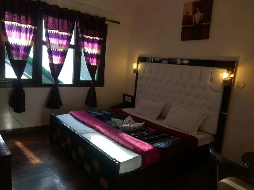 Hotel Laljee