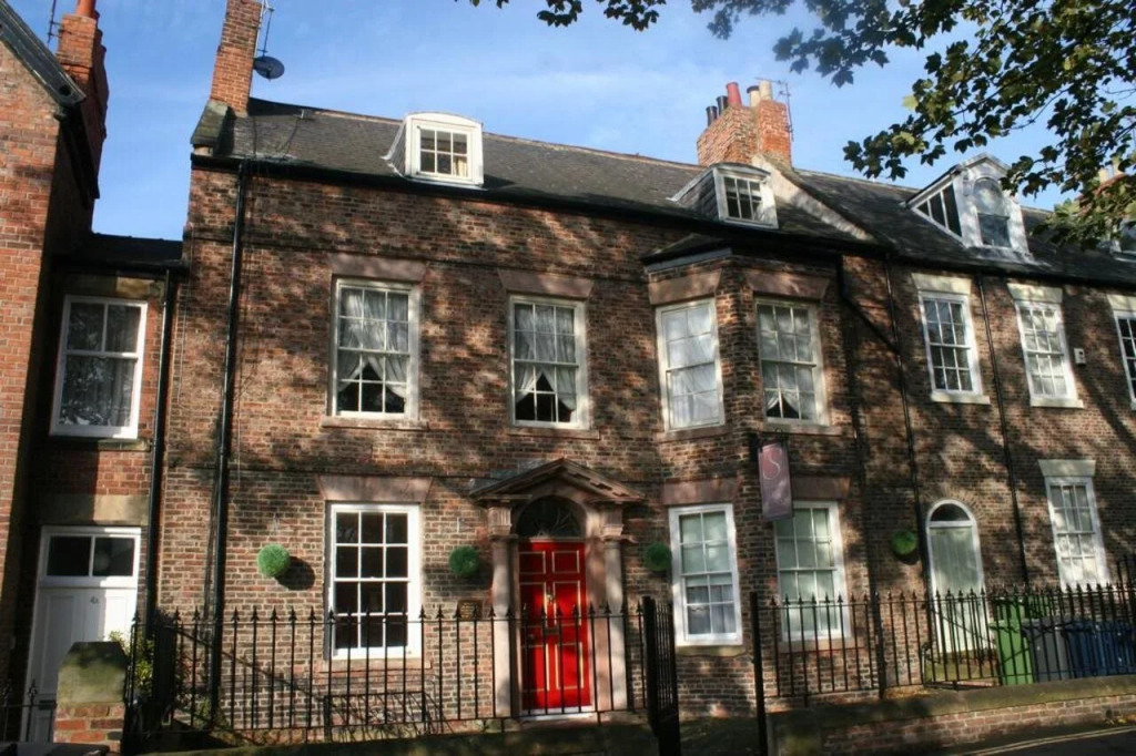 Sir William Fox Hotel