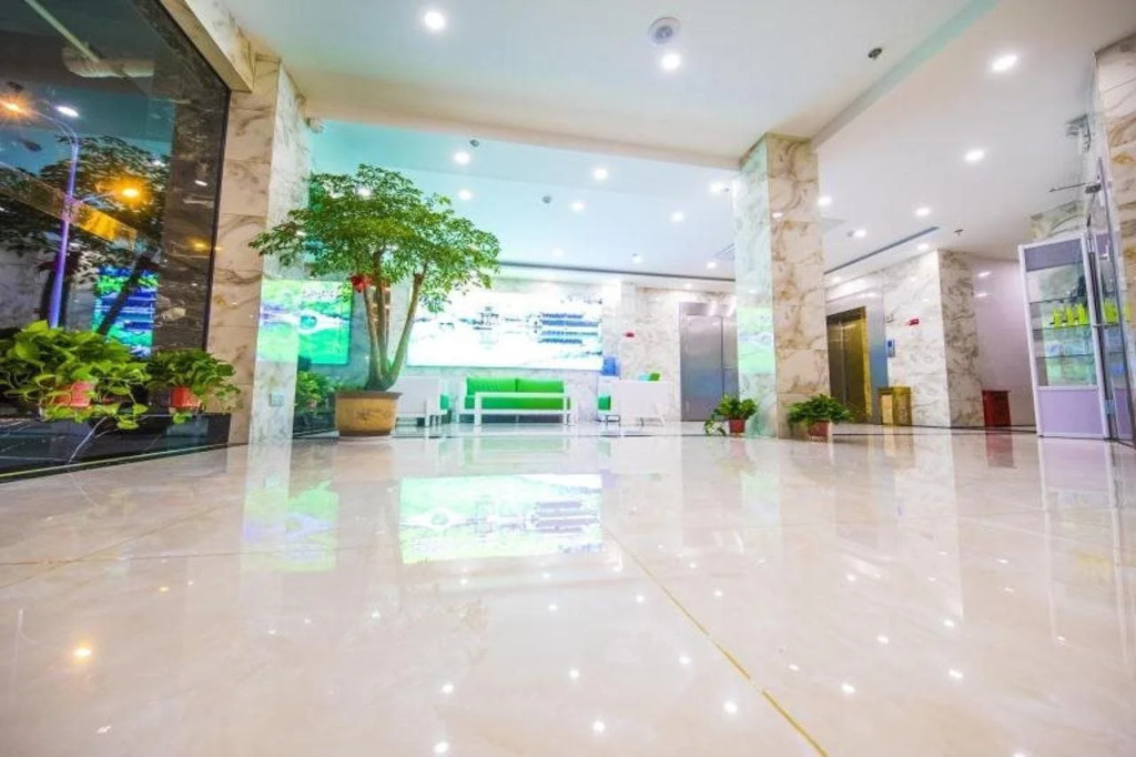 GreenTree Inn Chuzhou Langya Mountain Scenic Area Xijian Road Business Hotel