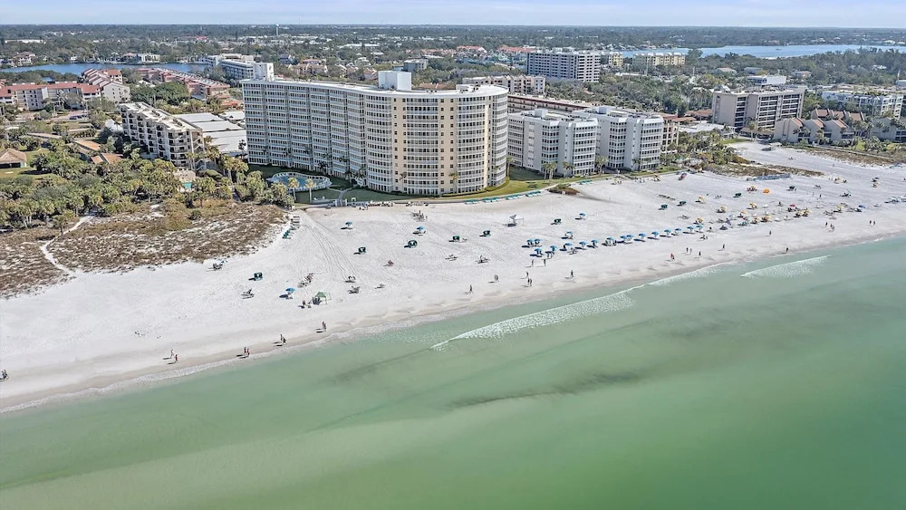 Crystal Sands On Siesta 2 Bedroom Condo by RedAwning