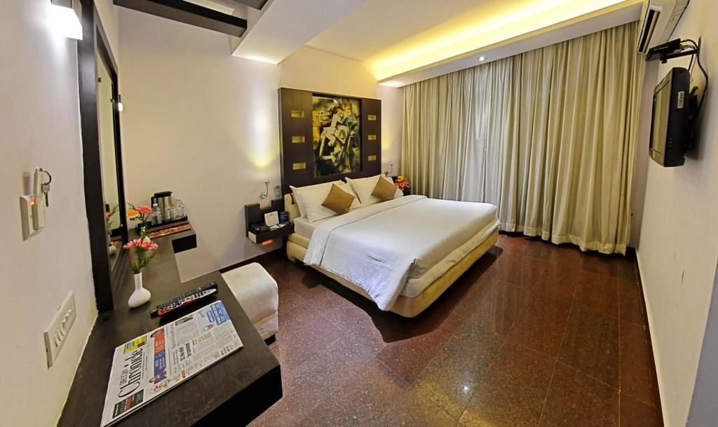 Hotel Gokulam Park